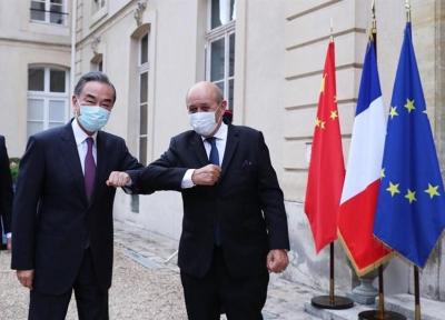 وزیر خارجه چین در فرانسه بر لزوم حمایت از برجام تاکید نمود