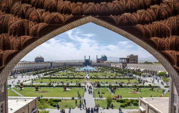 جاهای دیدنی اصفهان؛ برترین مکان های تاریخی، تفریحی و طبیعی